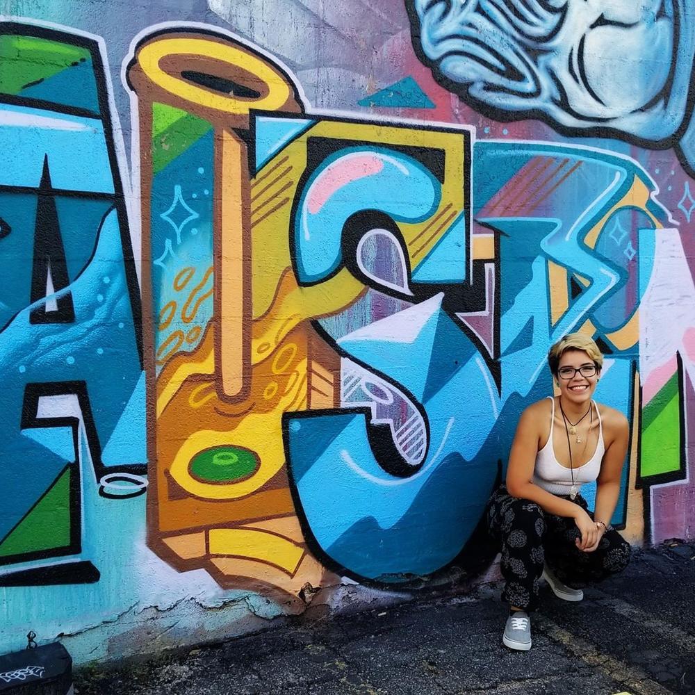 Meet your Posher, Lidia